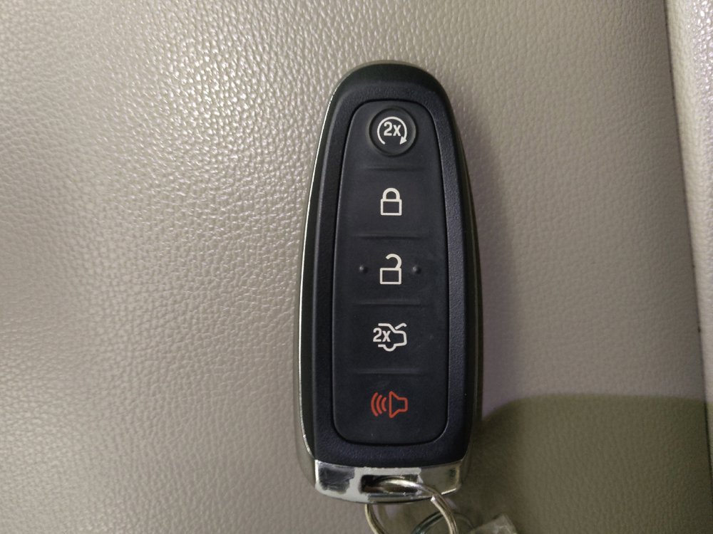 Used 2019 Ford Escape SEL AWD/4WD image 32
