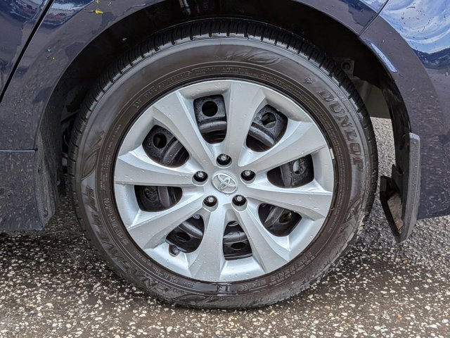 Used 2024 Toyota Corolla LE FWD image 3