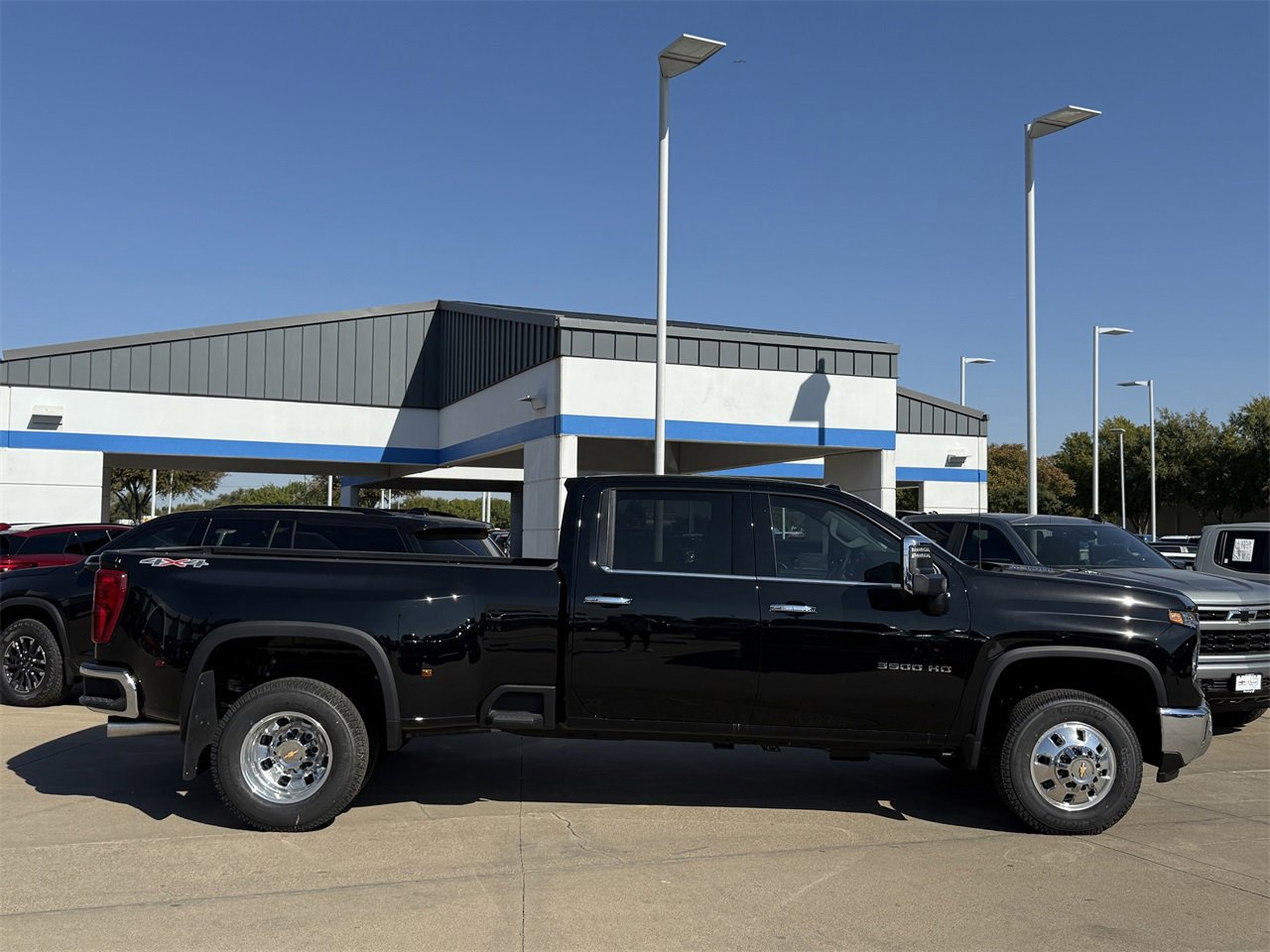 New 2026 Chevrolet Silverado 3500 LTZ w/ LTZ Plus Package image 5