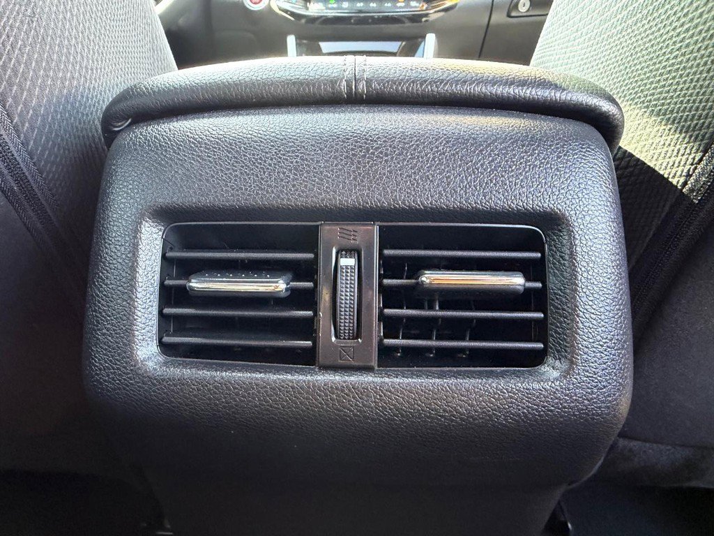 Used 2017 Honda Accord EX image 36