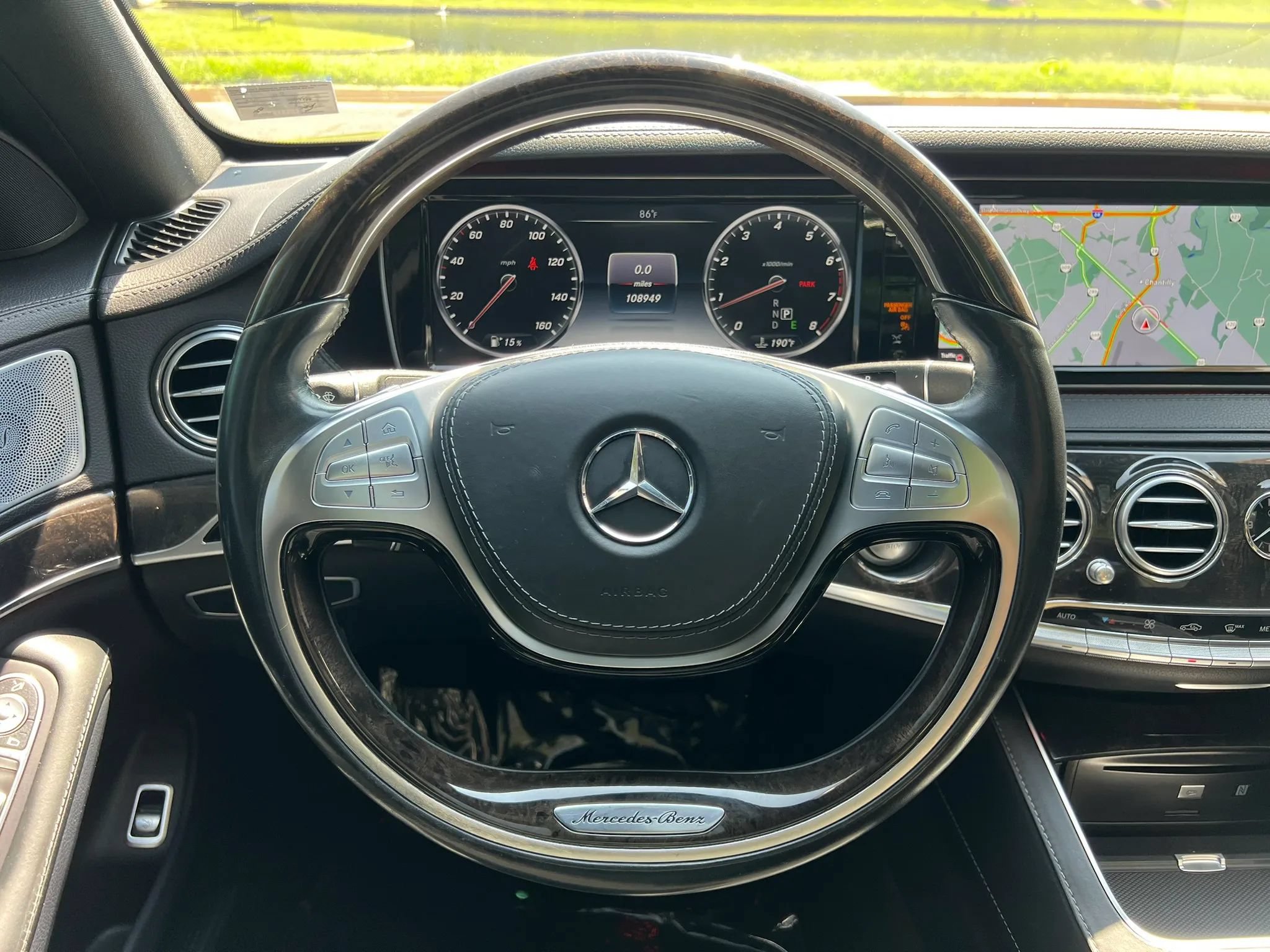 Used 2017 Mercedes-Benz S 550 4MATIC Sedan w/ Premium Package image 21