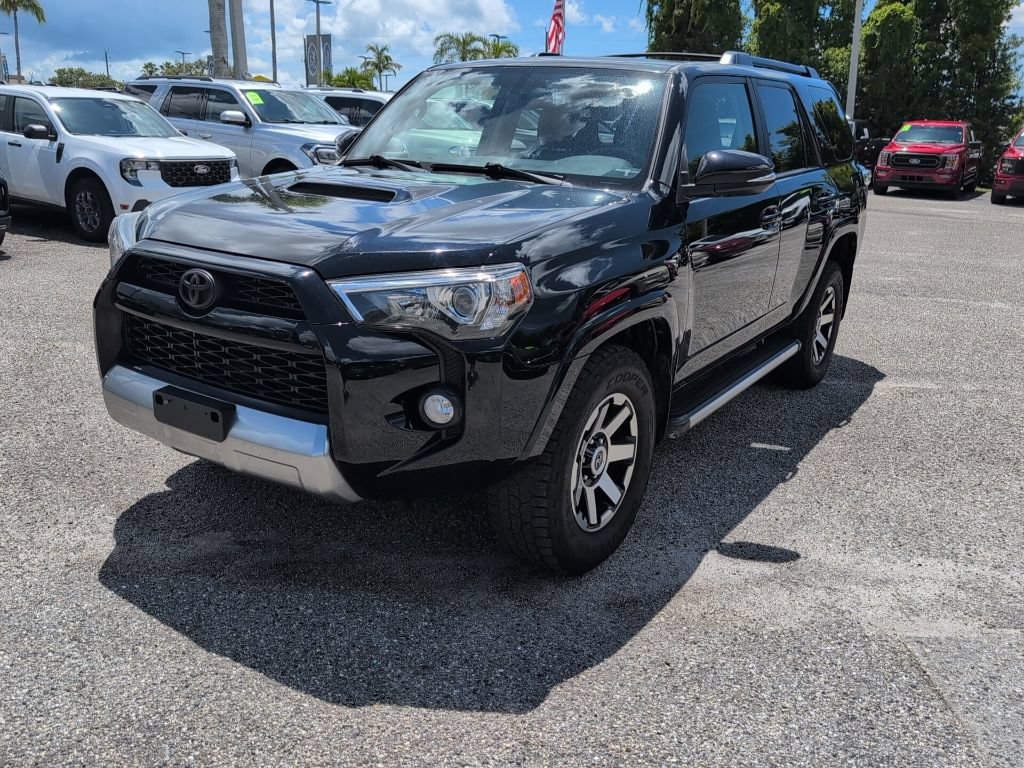 Used 2019 Toyota 4Runner TRD Off-Road Premium AWD/4WD image 6