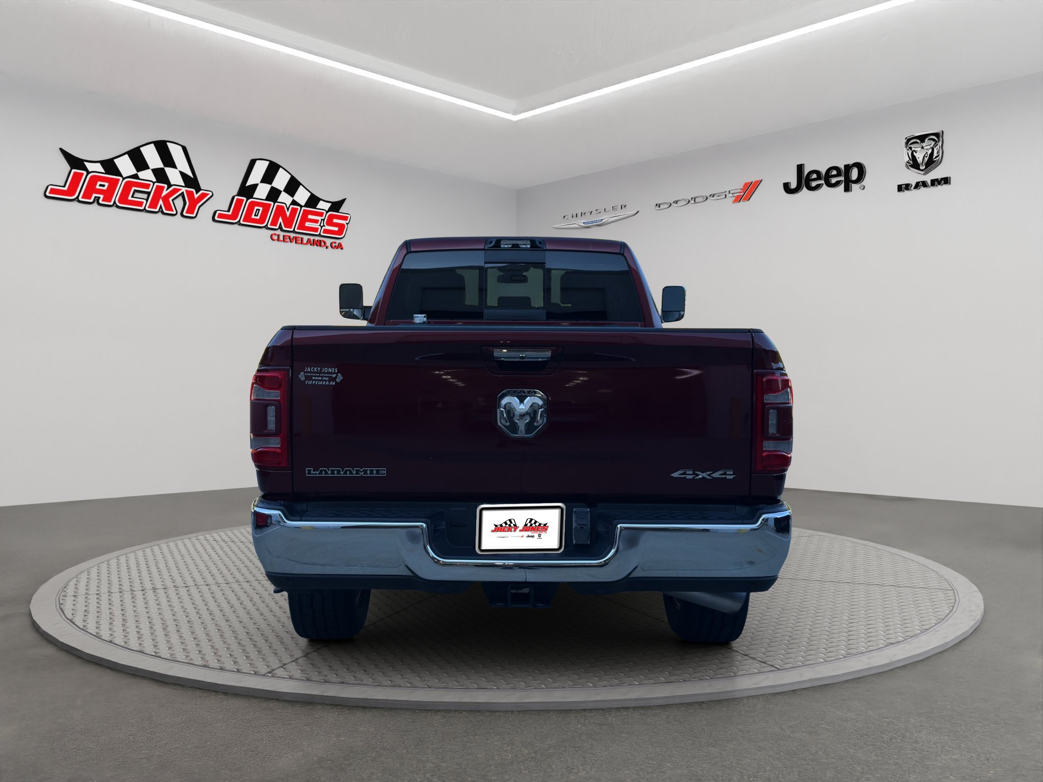 Used 2022 RAM 3500 Laramie AWD/4WD image 8