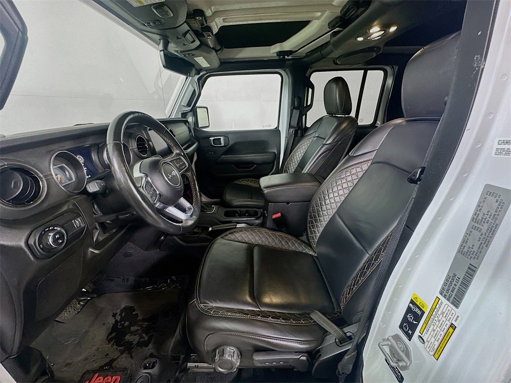 Used 2023 Jeep Gladiator Overland image 15