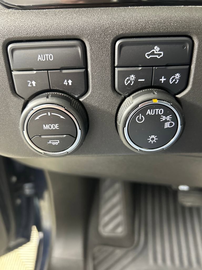 Used 2022 Chevrolet Silverado 1500 LT image 18