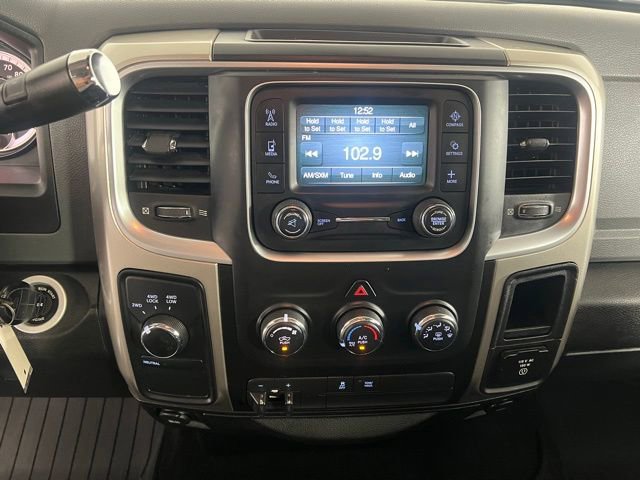 Used 2018 RAM 2500 SLT AWD/4WD image 19