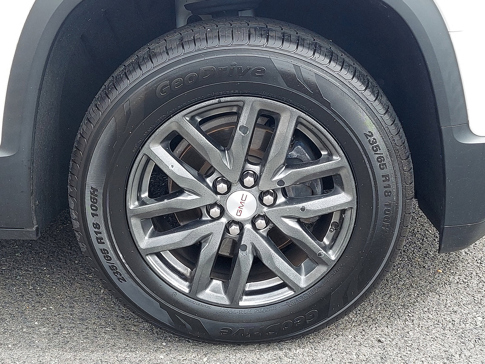 Used 2019 GMC Acadia SLT w/ LPO, Floor Liner Package image 8