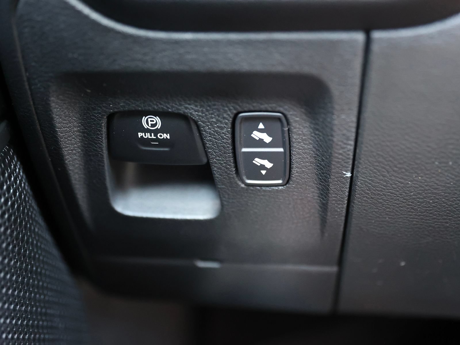 Used 2022 RAM 1500 Big Horn AWD/4WD image 39