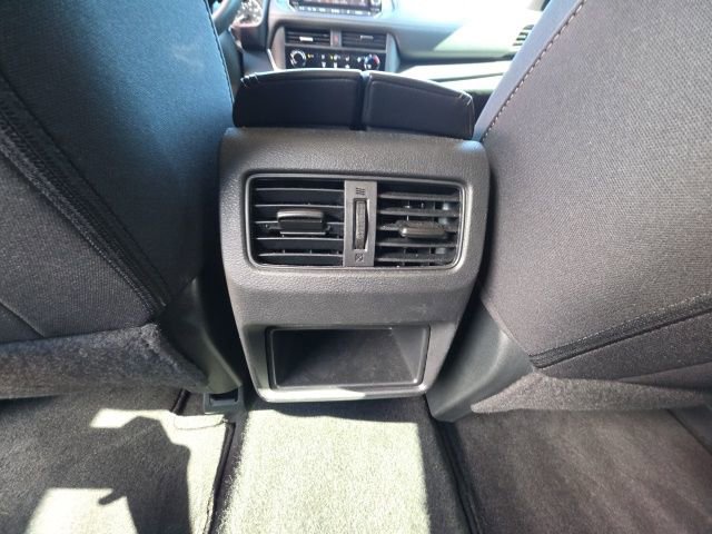 Used 2023 Nissan Rogue S image 24