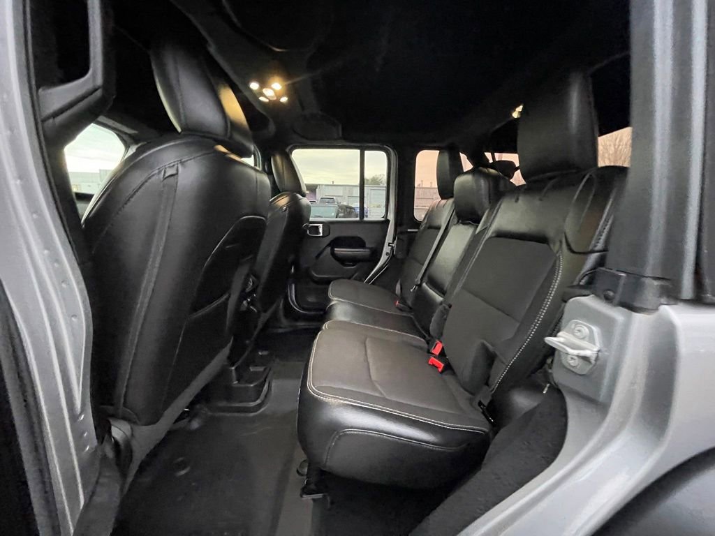 Used 2021 Jeep Wrangler Unlimited Sport image 19