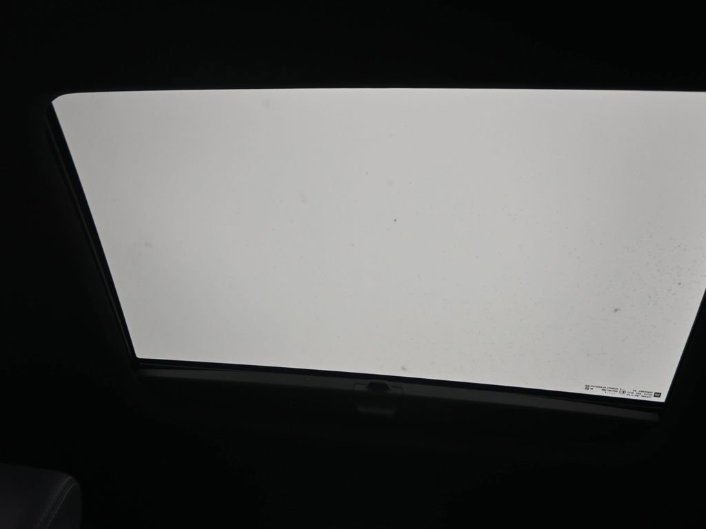 Used 2022 Buick Enclave Premium w/ Experience Buick Package image 20