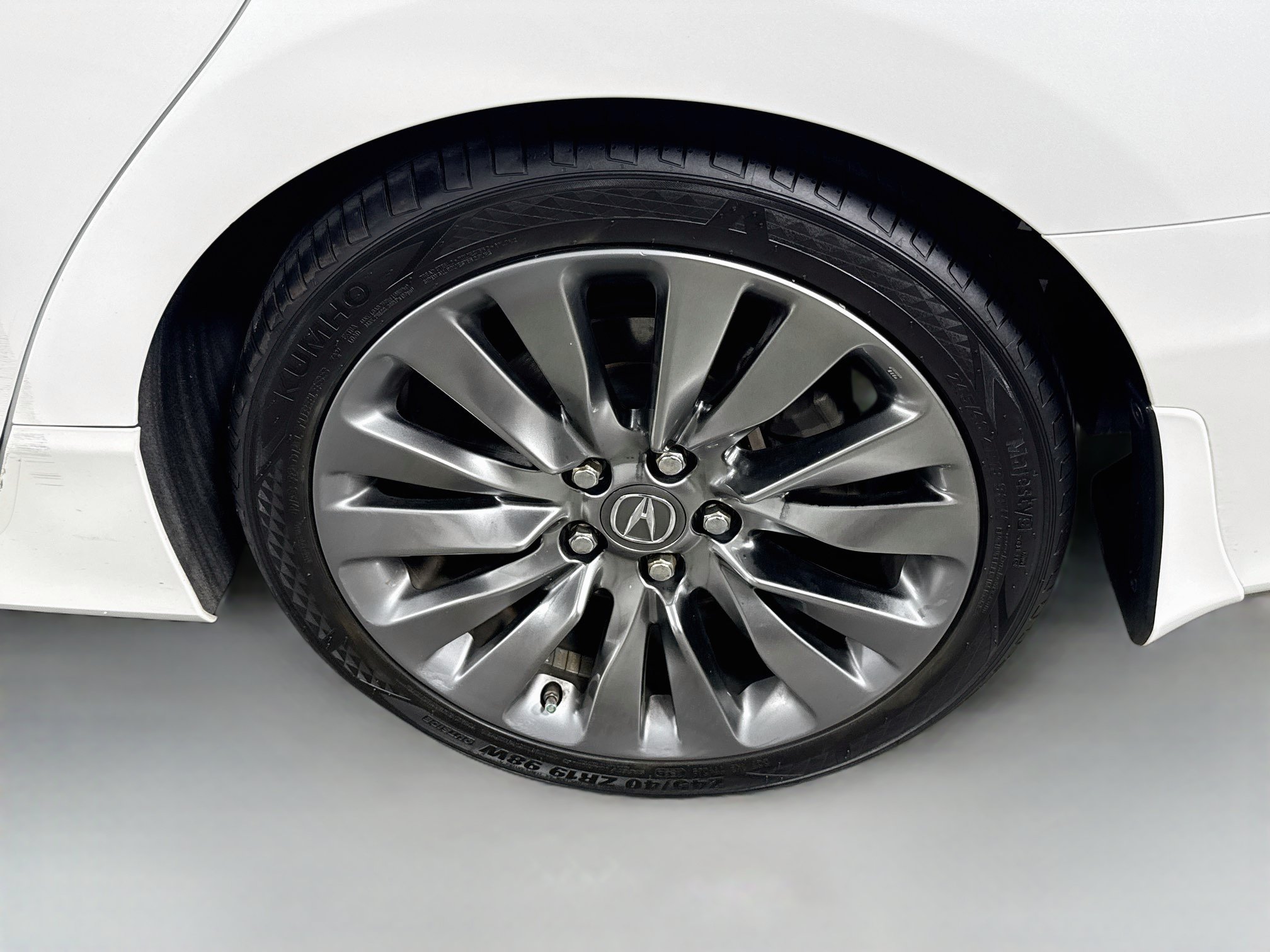 Used 2016 Acura RLX w/ Advance Package FWD image 31