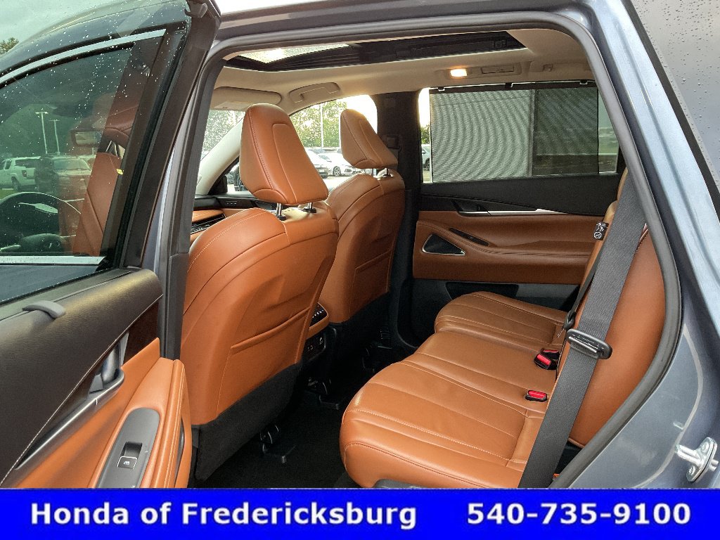 Used 2023 INFINITI QX60 Sensory w/ Vision Package AWD/4WD image 35