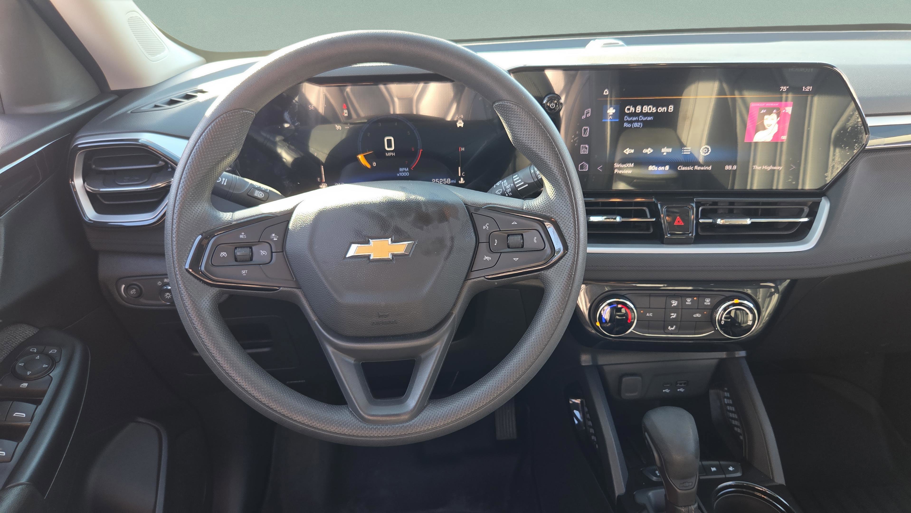 Certified 2024 Chevrolet TrailBlazer LT FWD image 11