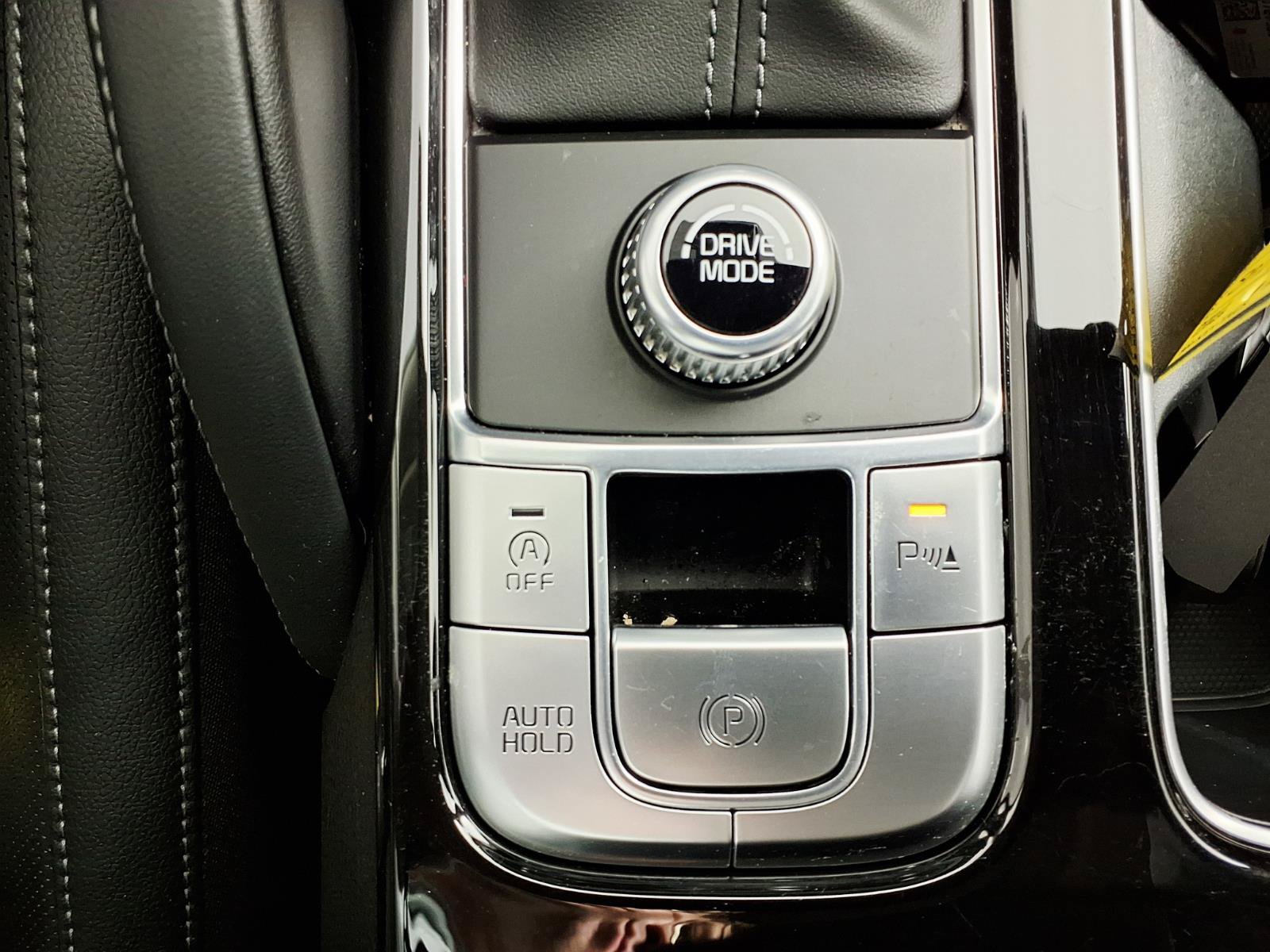 Used 2023 Kia Telluride EX w/ EX Captain's Chair Package FWD image 22