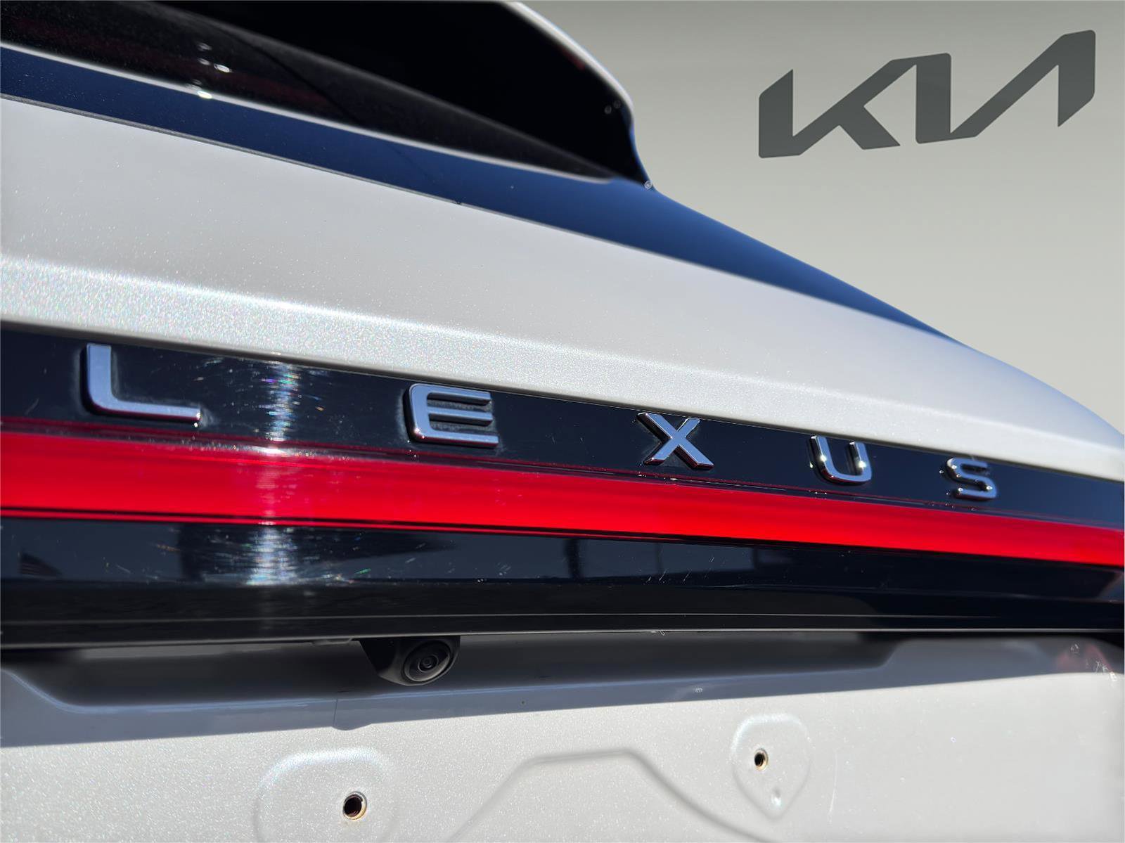 Used 2023 Lexus RX 350 w/ Accessory Package (Z1) image 7