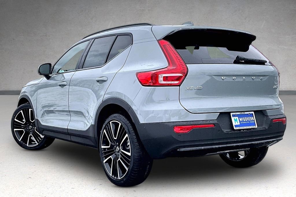 New 2026 Volvo XC40 B5 Ultra w/ Protection Package Premier AWD/4WD image 3