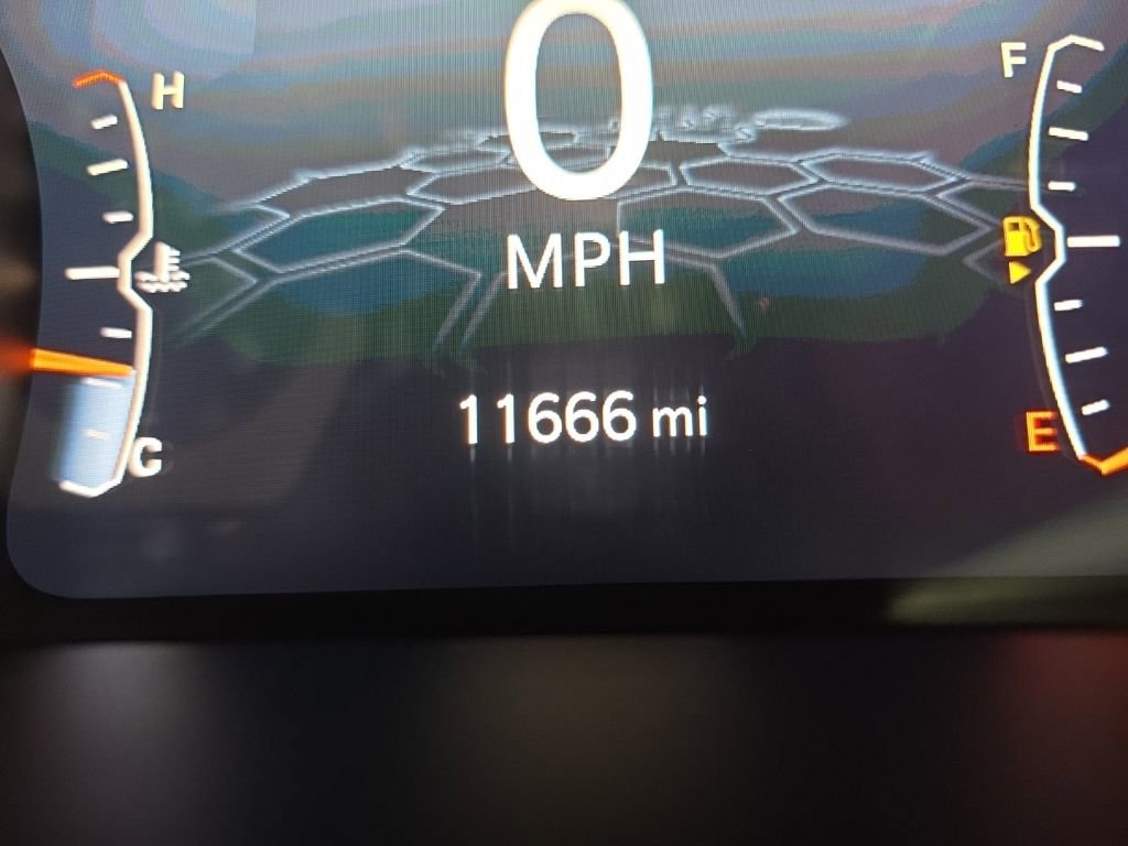 Used 2023 Jeep Compass Latitude image 30