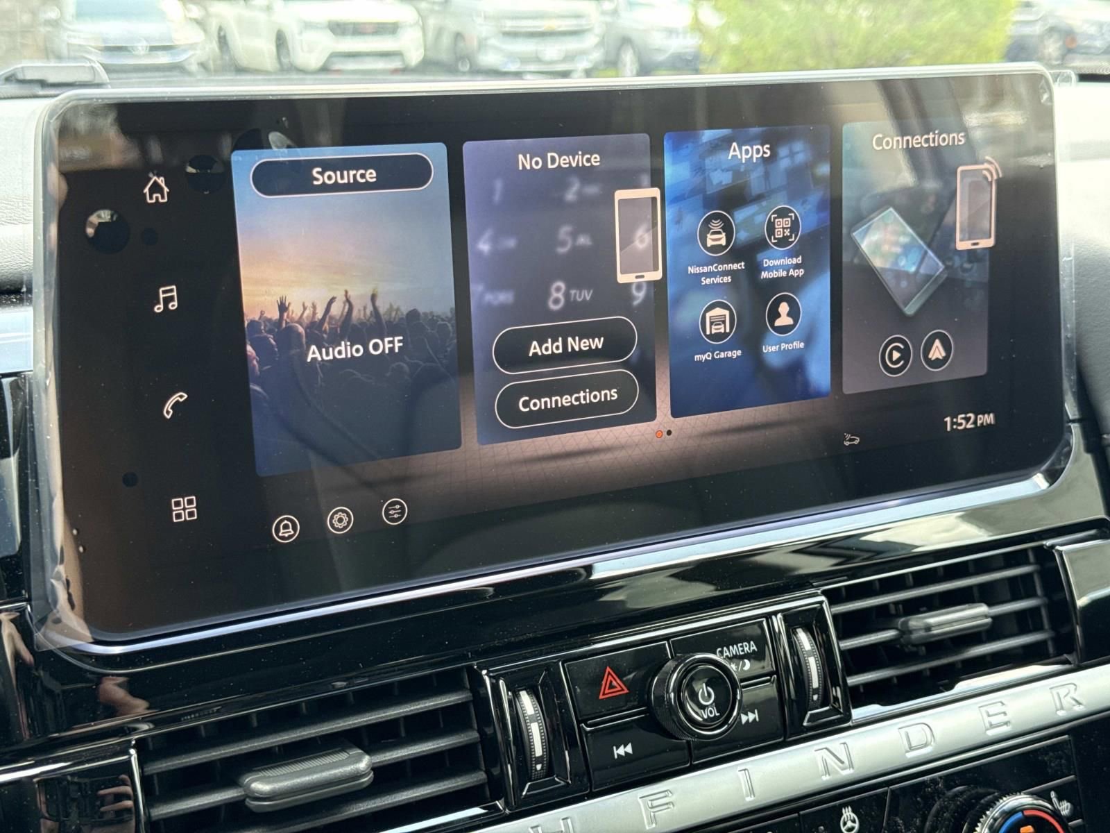 New 2026 Nissan Pathfinder SL w/ SL Premium Package image 10