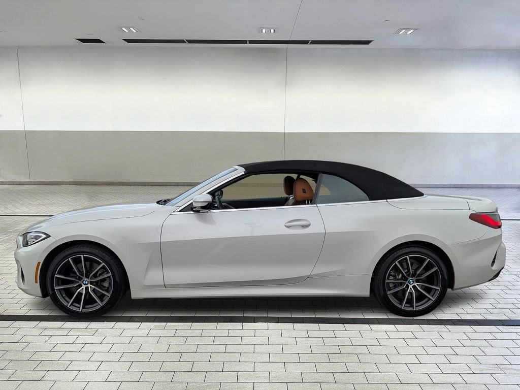 Used 2023 BMW 430i xDrive Convertible w/ Convenience Package image 2