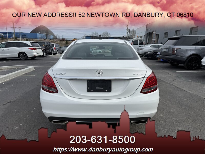 Used 2018 Mercedes-Benz C 300 4MATIC Sedan image 4