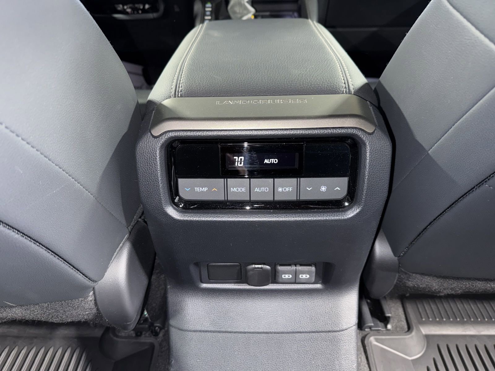 Used 2024 Toyota Land Cruiser w/ Premium Package AWD/4WD image 15