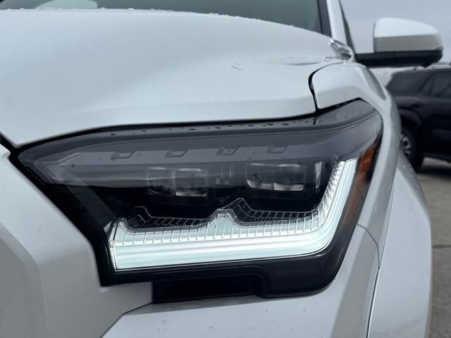 New 2026 Toyota 4Runner Limited AWD/4WD image 10