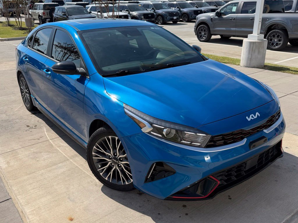 Used 2023 Kia Forte GT-Line w/ GT-Line Premium Package FWD image 6