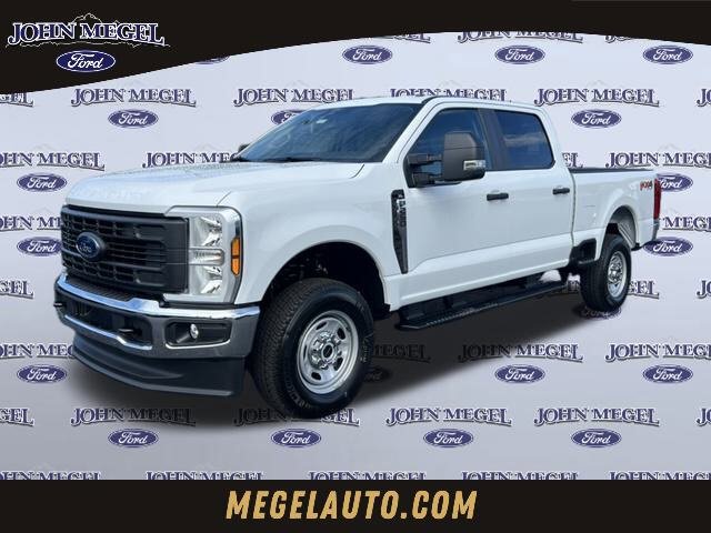 New 2025 Ford F250 XL w/ FX4 Off-Road Package