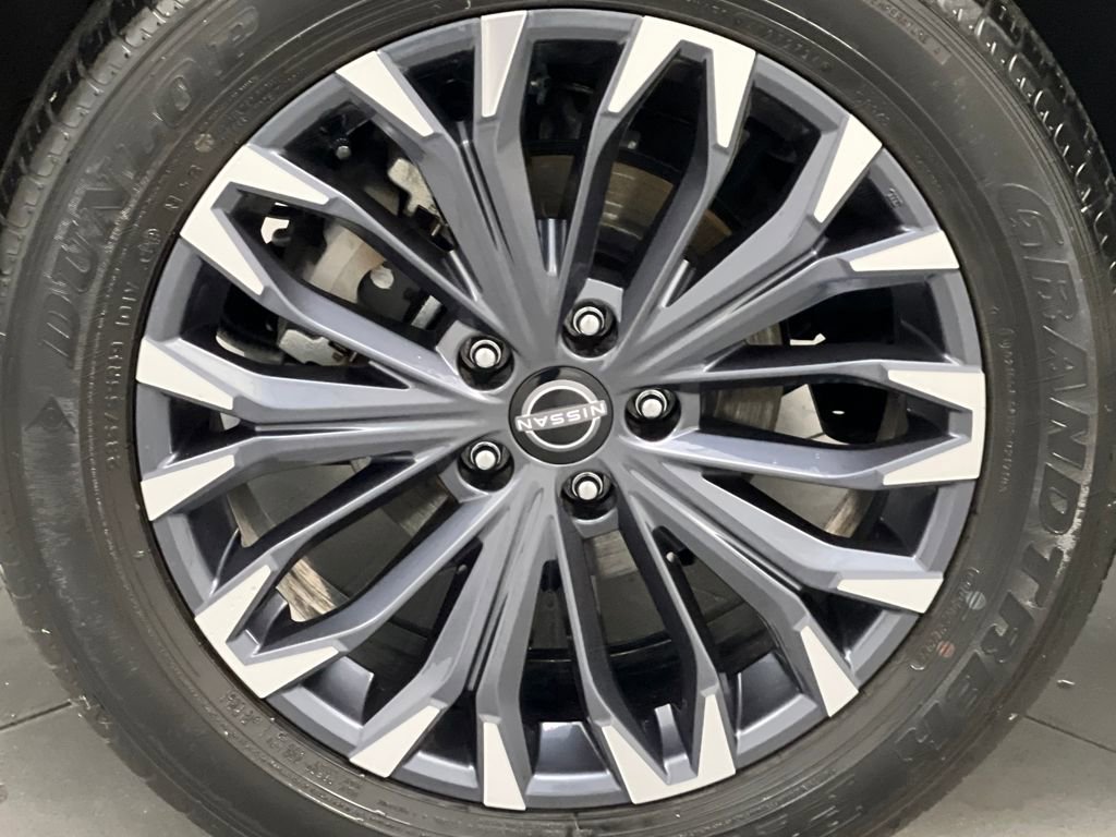 Used 2025 Nissan Rogue SL w/ Tech Package image 66