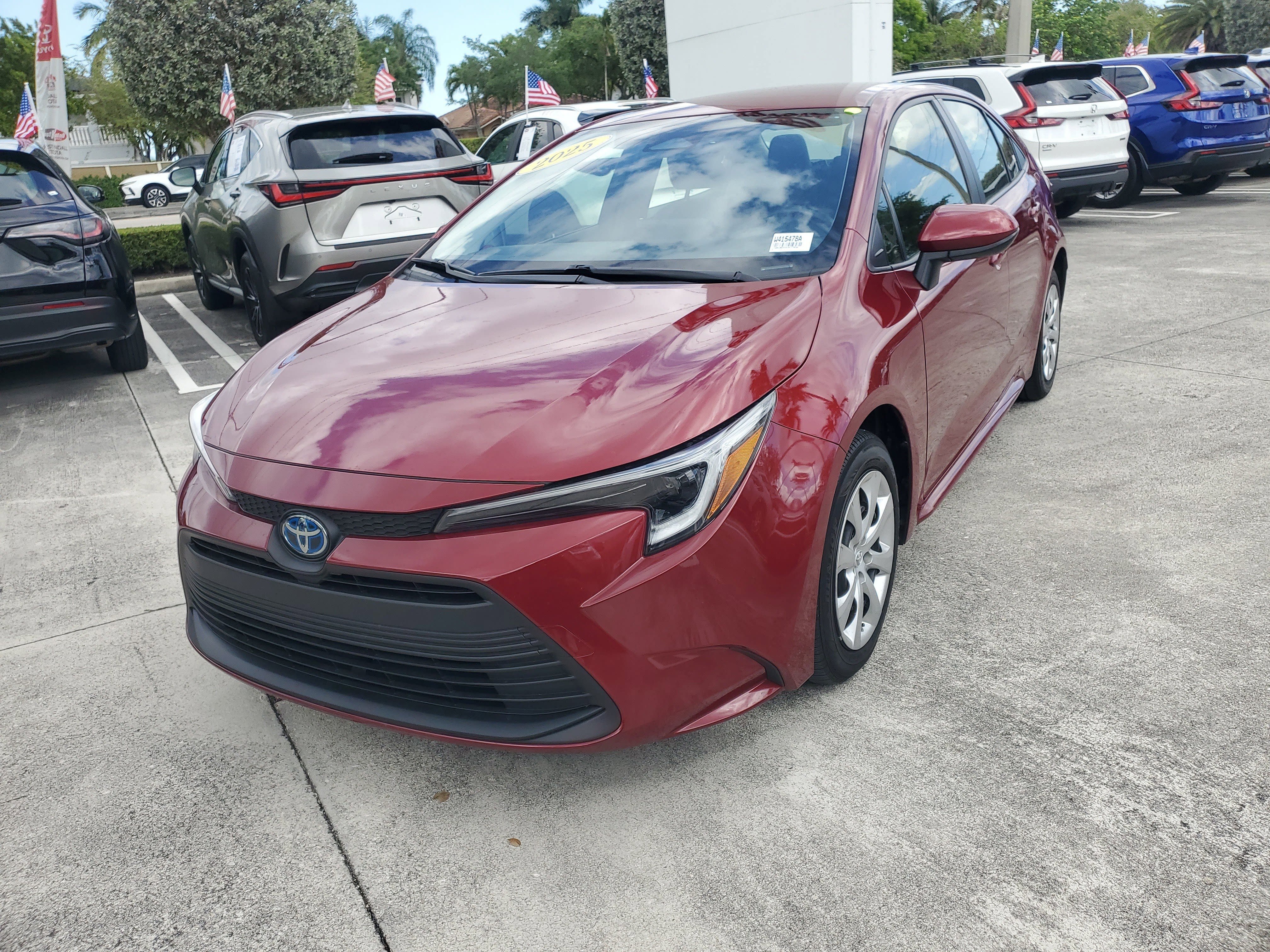 Certified 2025 Toyota Corolla LE FWD image 7
