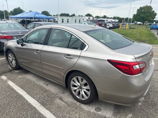 Used 2017 Subaru Legacy 2.5i Premium AWD/4WD image 3