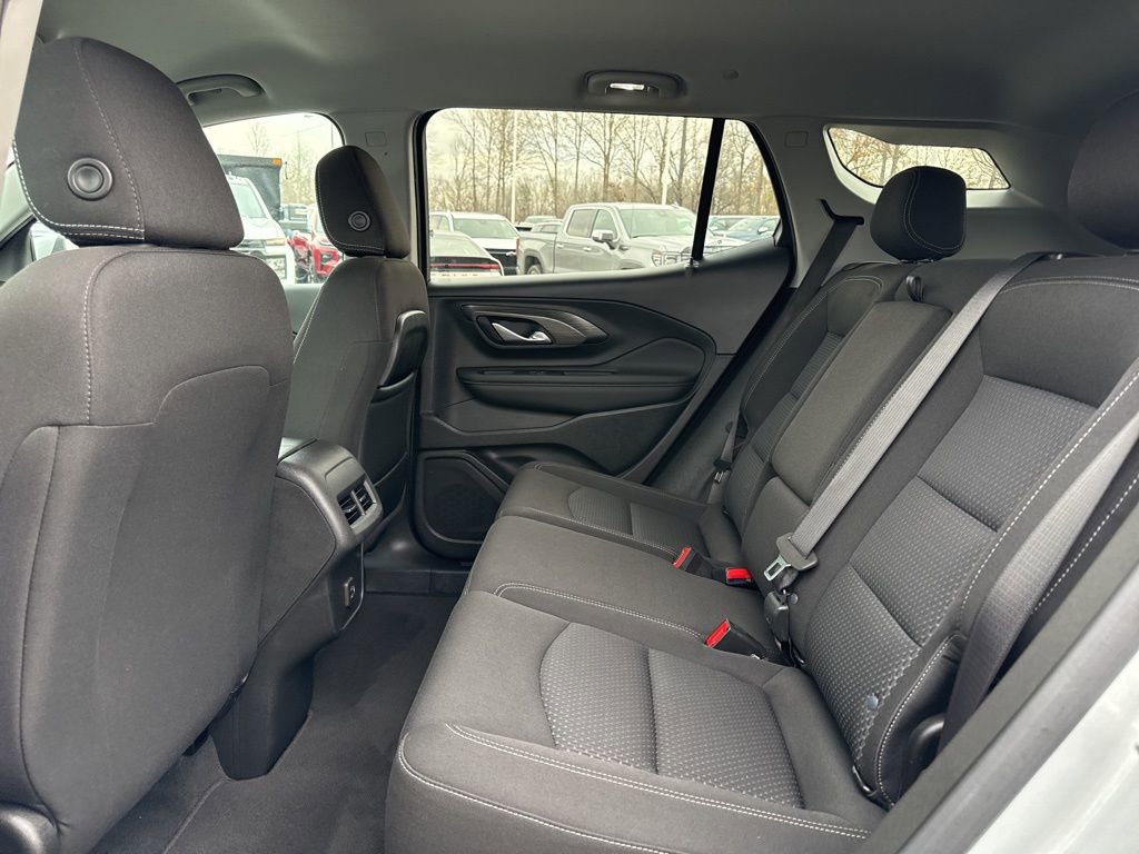 Used 2022 GMC Terrain SLE w/ Driver Convenience Package image 11