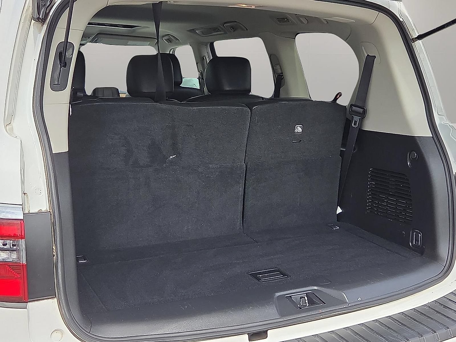 Used 2024 Nissan Armada SL w/ Cargo Package AWD/4WD image 18