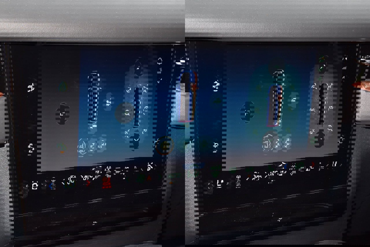 New 2025 Lincoln Navigator L Black Label AWD/4WD image 39