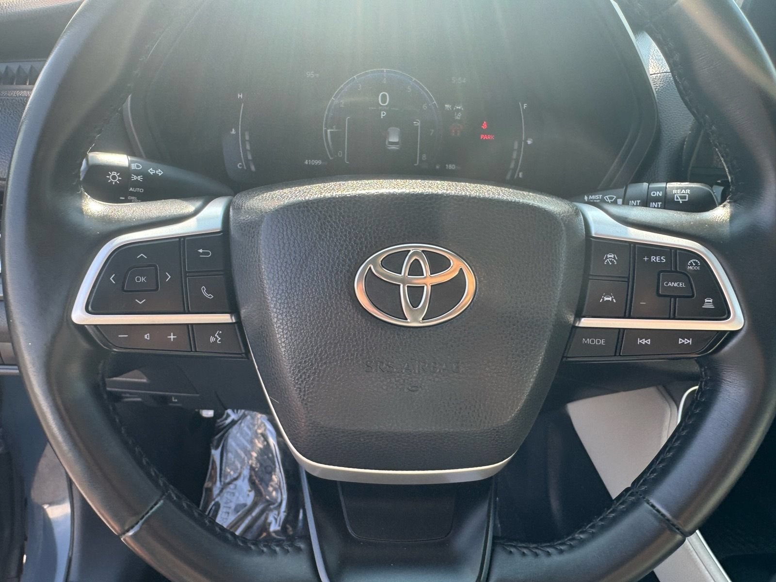 Used 2025 Toyota Grand Highlander AWD image 22