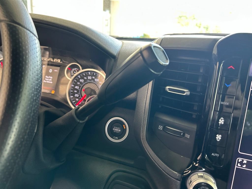 Used 2025 RAM 3500 Tradesman AWD/4WD image 9