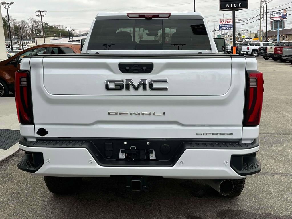 Certified 2026 GMC Sierra 2500 Denali Ultimate w/ Max Trailering Package image 4