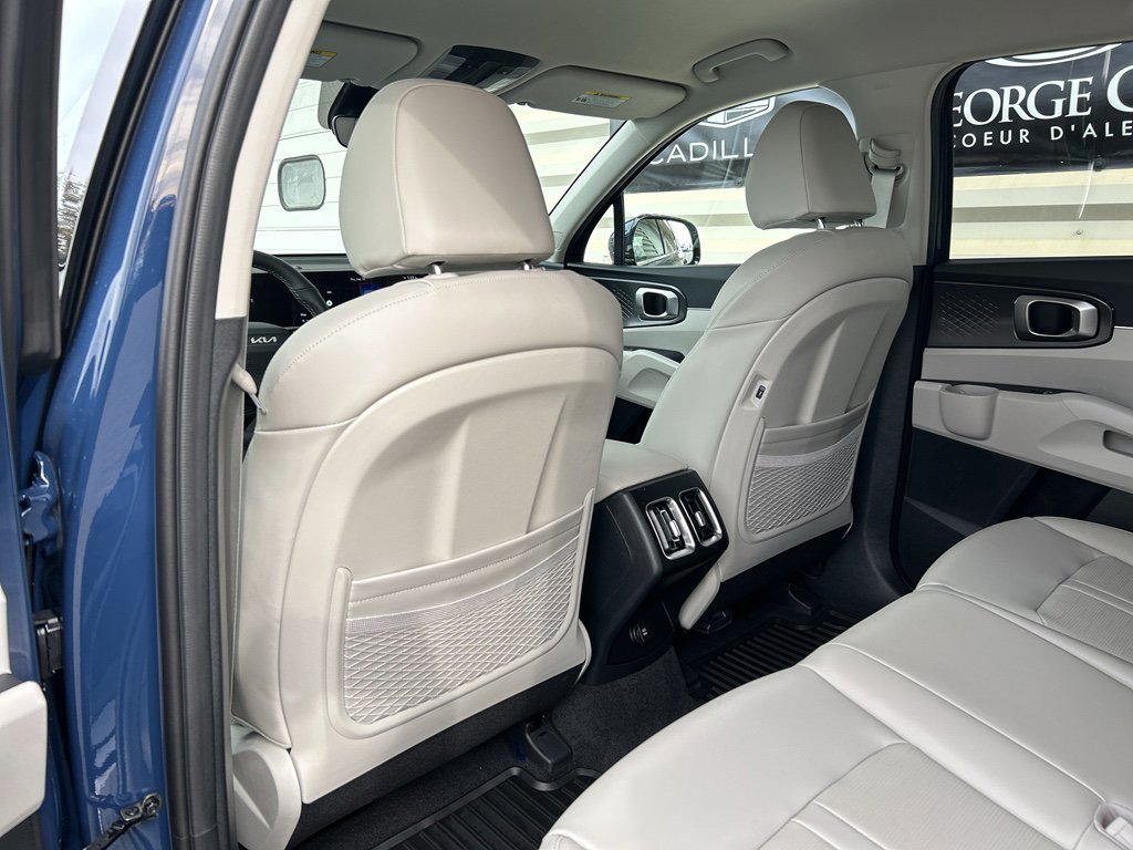 New 2026 Kia Sorento EX image 13