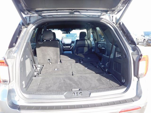 Used 2025 Ford Explorer ST-Line w/ ST-Line Street Pack image 28