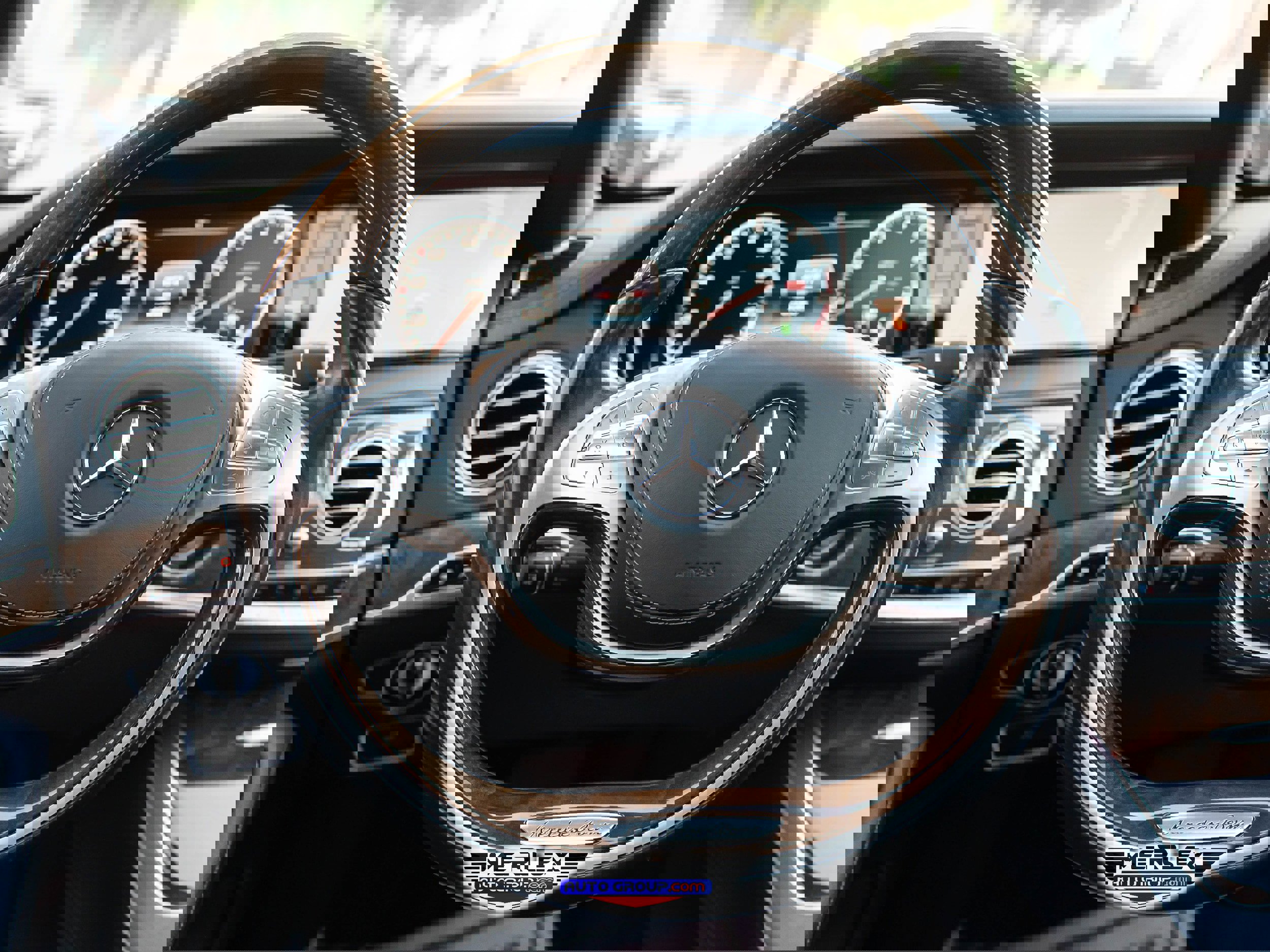 Used 2015 Mercedes-Benz S 550 4MATIC Sedan image 23