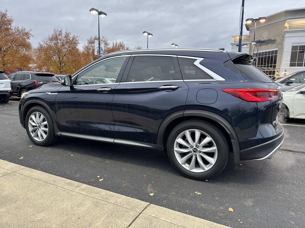 Used 2019 INFINITI QX50 Essential w/ Premium Heat Package image 4
