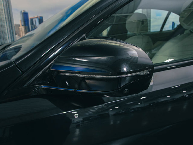 New 2027 BMW i5 xDrive40 w/ M Sport Package AWD/4WD image 8
