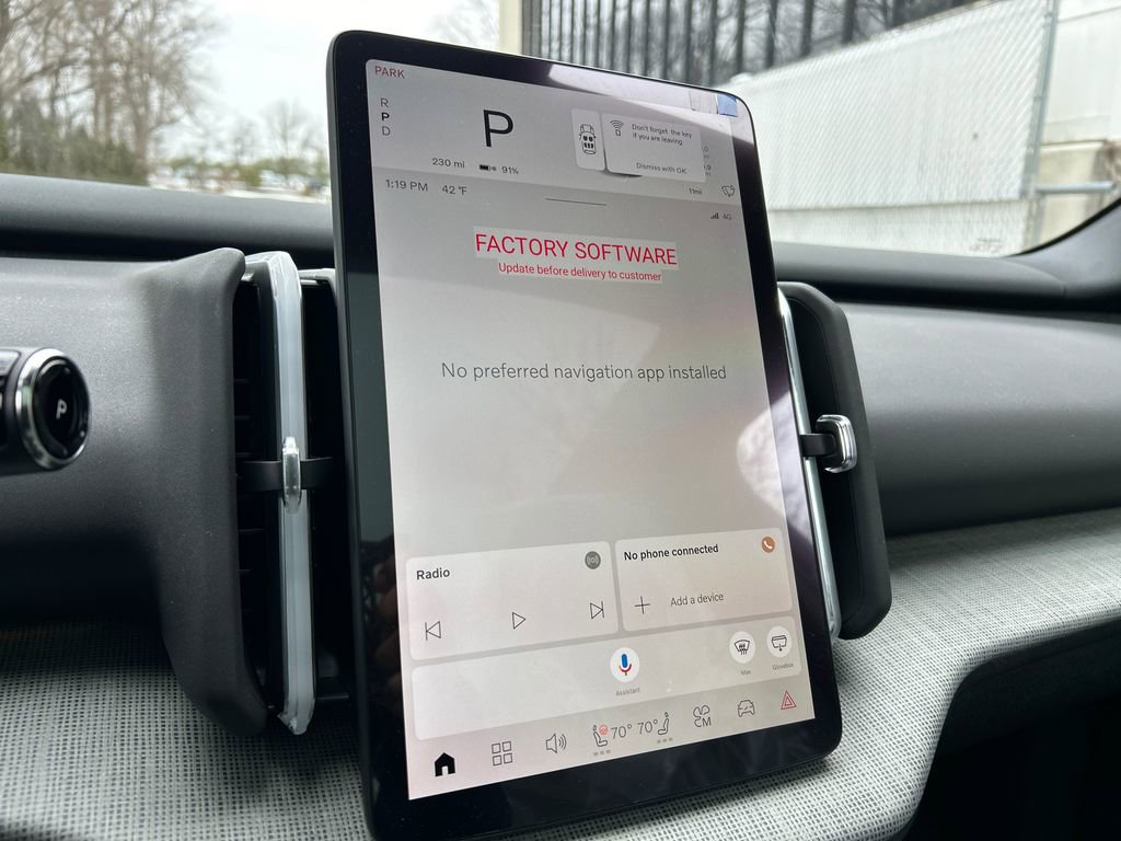 New 2026 Volvo EX30 Plus w/ Climate Package image 15