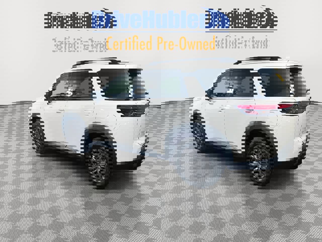 Used 2025 Nissan Pathfinder SV image 6