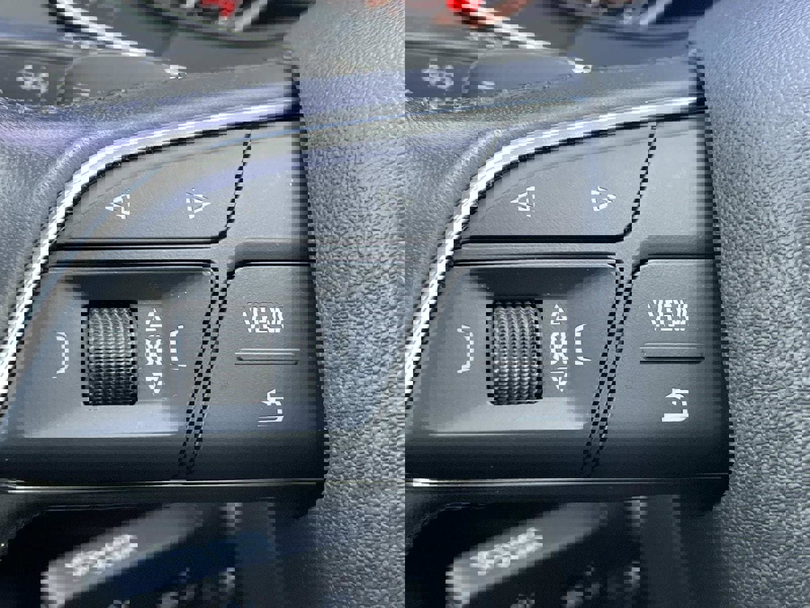 Used 2020 Audi Q5 e Prestige w/ Prestige Package image 24