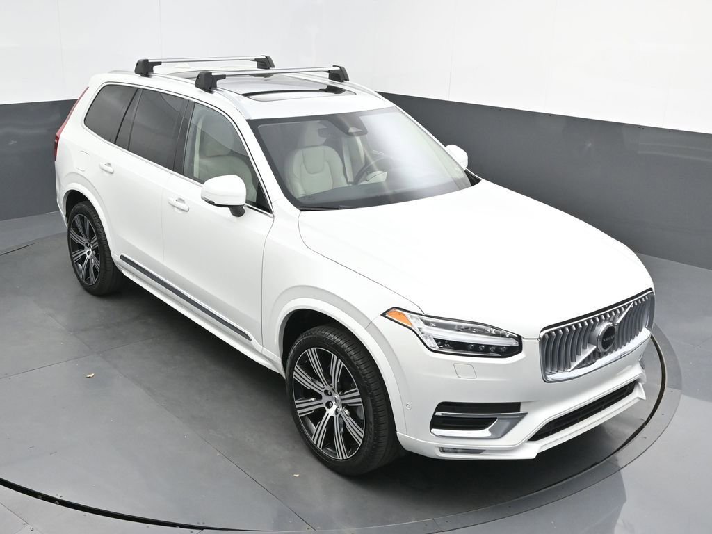 Certified 2024 Volvo XC90 B6 Ultimate w/ Lounge Package image 26
