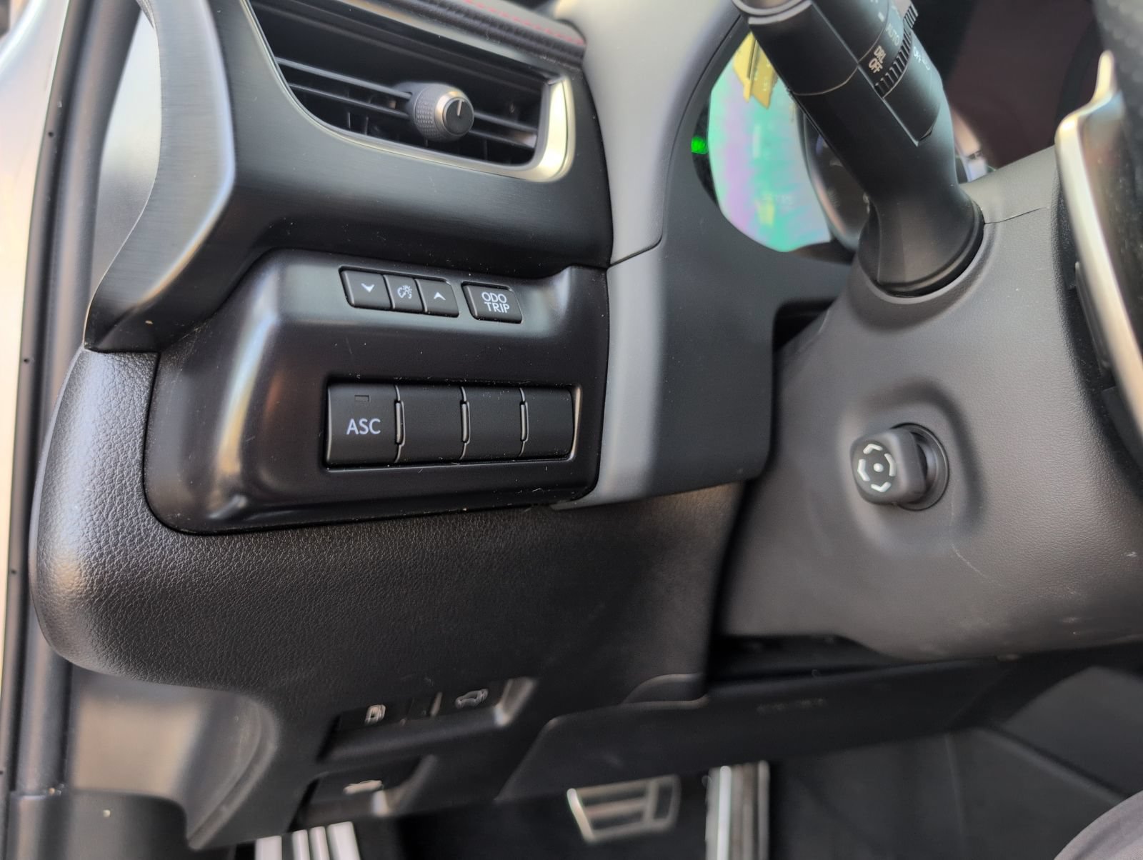 Certified 2024 Lexus UX 250h F Sport FWD image 10