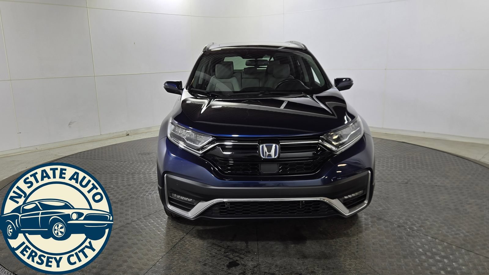 Used 2021 Honda CR-V Touring image 2