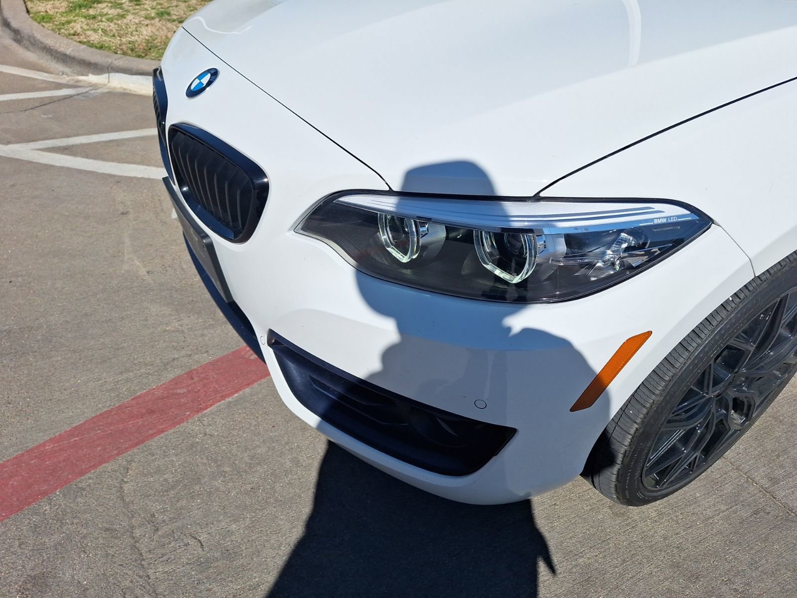 Used 2020 BMW 230i Convertible w/ Premium Package image 10